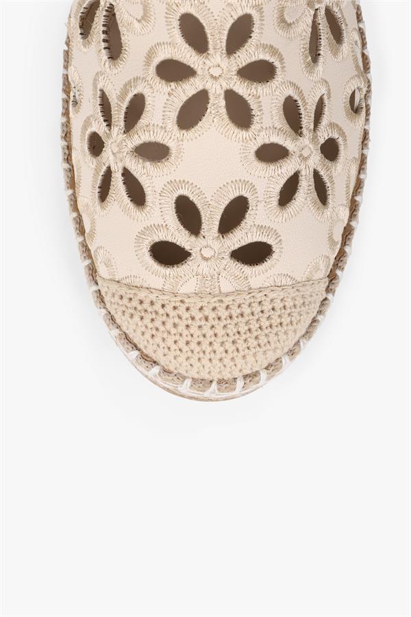 Kadın Flory Bej Çiçek İşlemeli Espadril