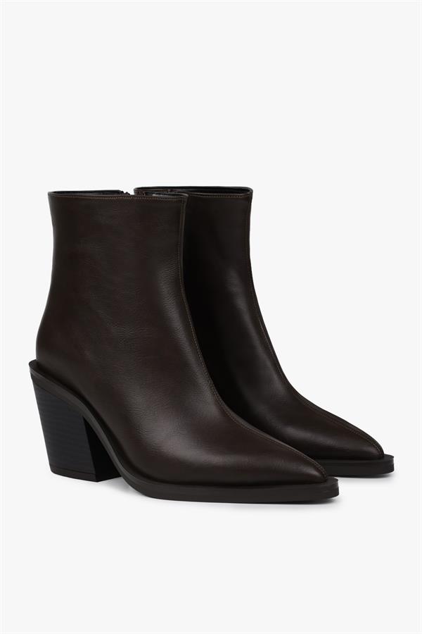 Kadın Marie Kahve Cilt Kovboy Bot