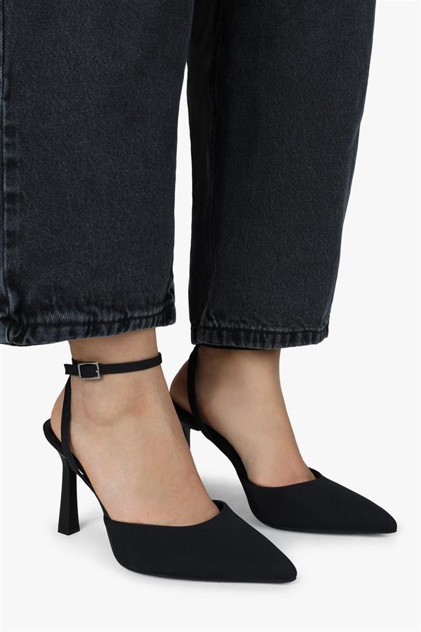 Kadın Martini Siyah Saten Kemerli Bilek Bağlı Stiletto