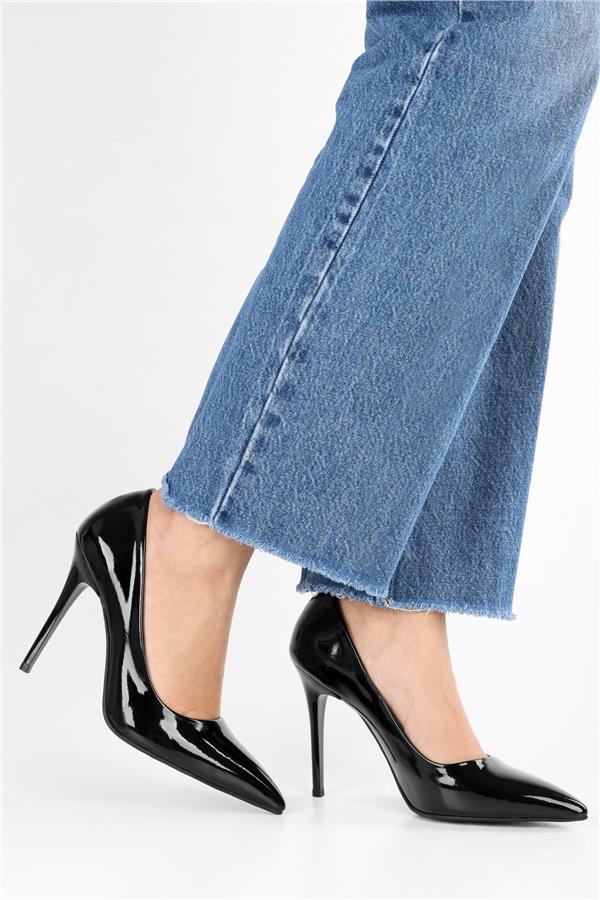 Kadın Nakou Siyah Rugan Klasik Topuklu Stiletto