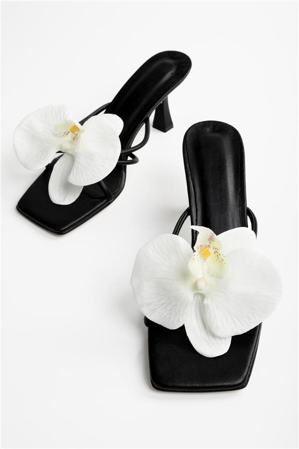 Kadın Orchid Siyah Cilt Çiçek Tokalı Topuklu Terlik