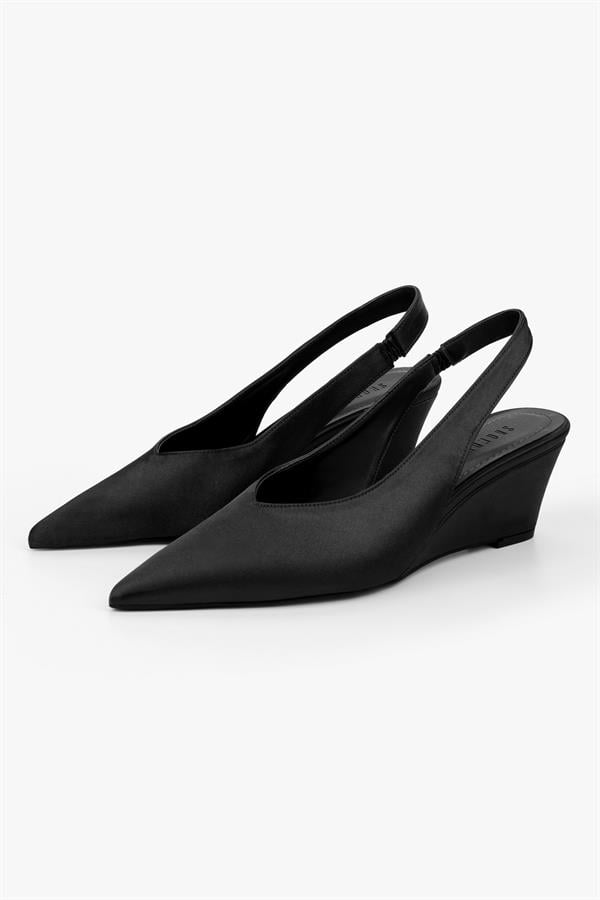 Kadın Rade Siyah Saten Stiletto