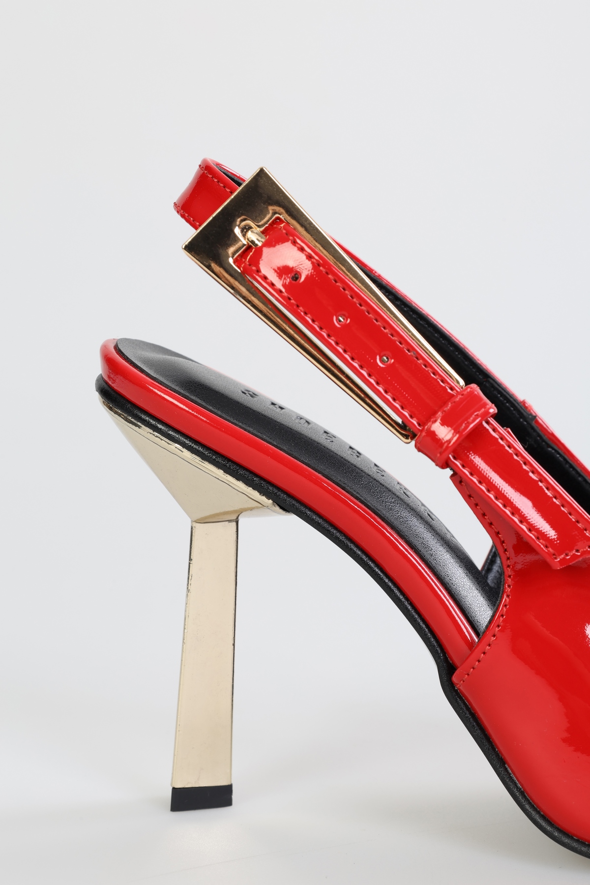Kadın Laurend Kırmızı Rugan Küt Burun Kemerli Stiletto · 4