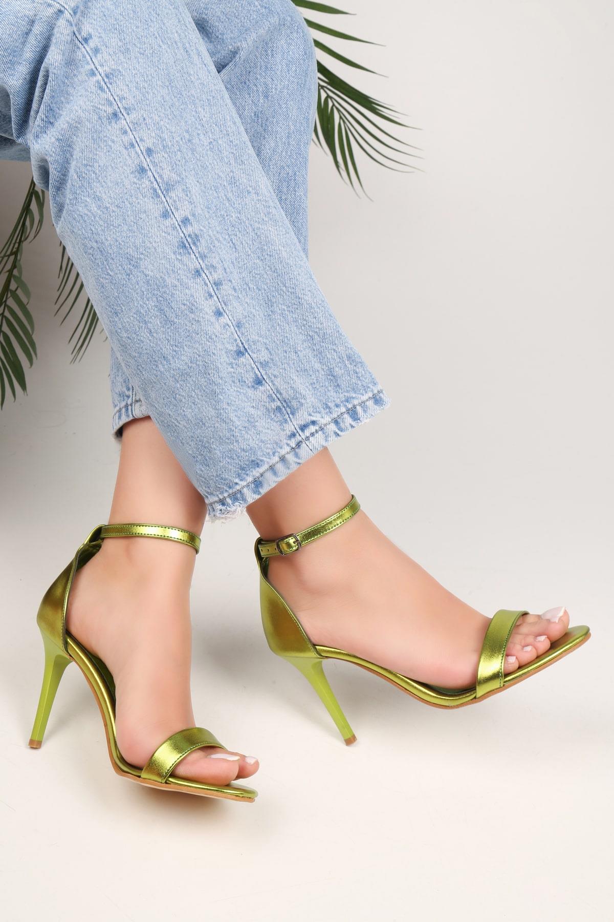 Kadın Dianthus Fıstık Yeşili Metalik Tek Bant Topuklu Ayakkabı