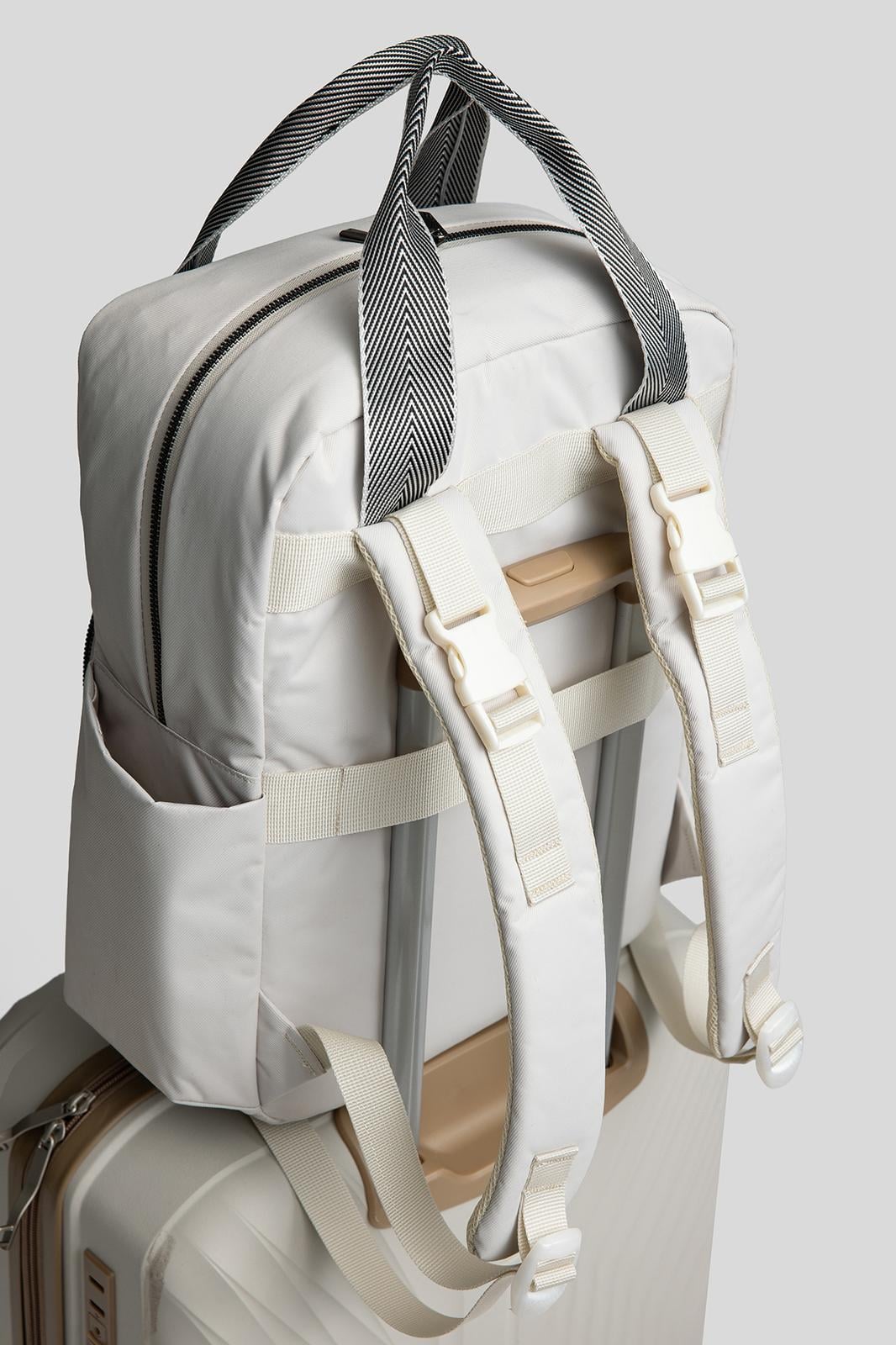 Baby2Go Go Bag Belinda Anne Bebek Bakım Çantası (Krem)