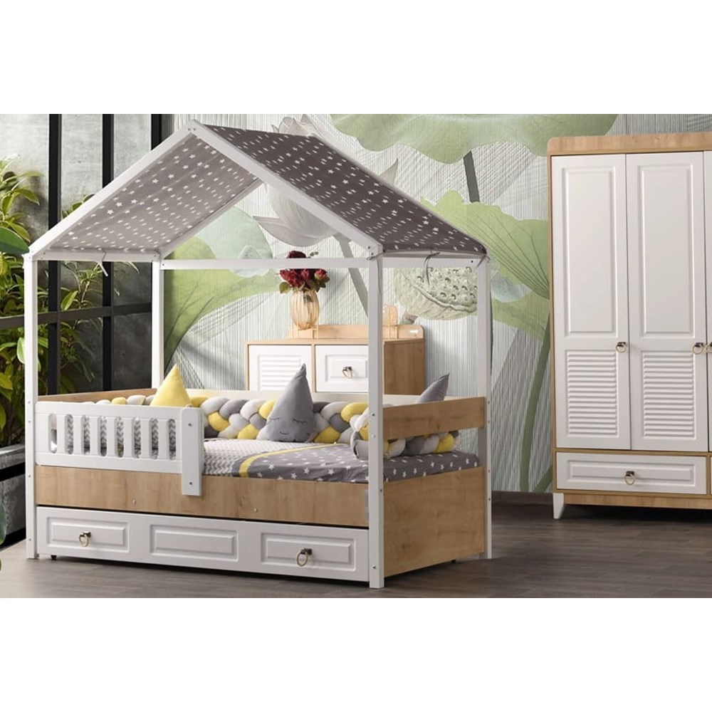 Aymini Esla - Montessori