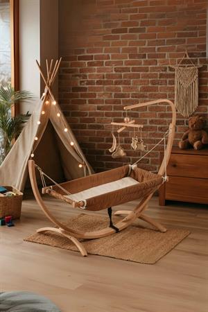 Bebekonfor Ahşap Bebek Hamağı Sallanabilir-Sabitlenebilir Oyuncaklı Kahverengi