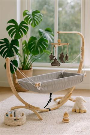 Bebekonfor Ahşap Bebek Hamağı Sallanabilir-Sabitlenebilir Oyuncaklı Gri