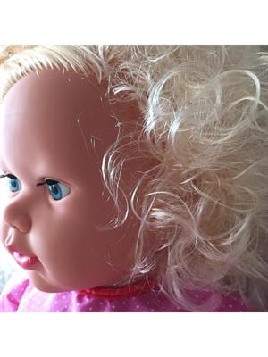 Gamze Oyuncak 60 Cm Saçli Türkçe Konuşan Bebek Karma Renk