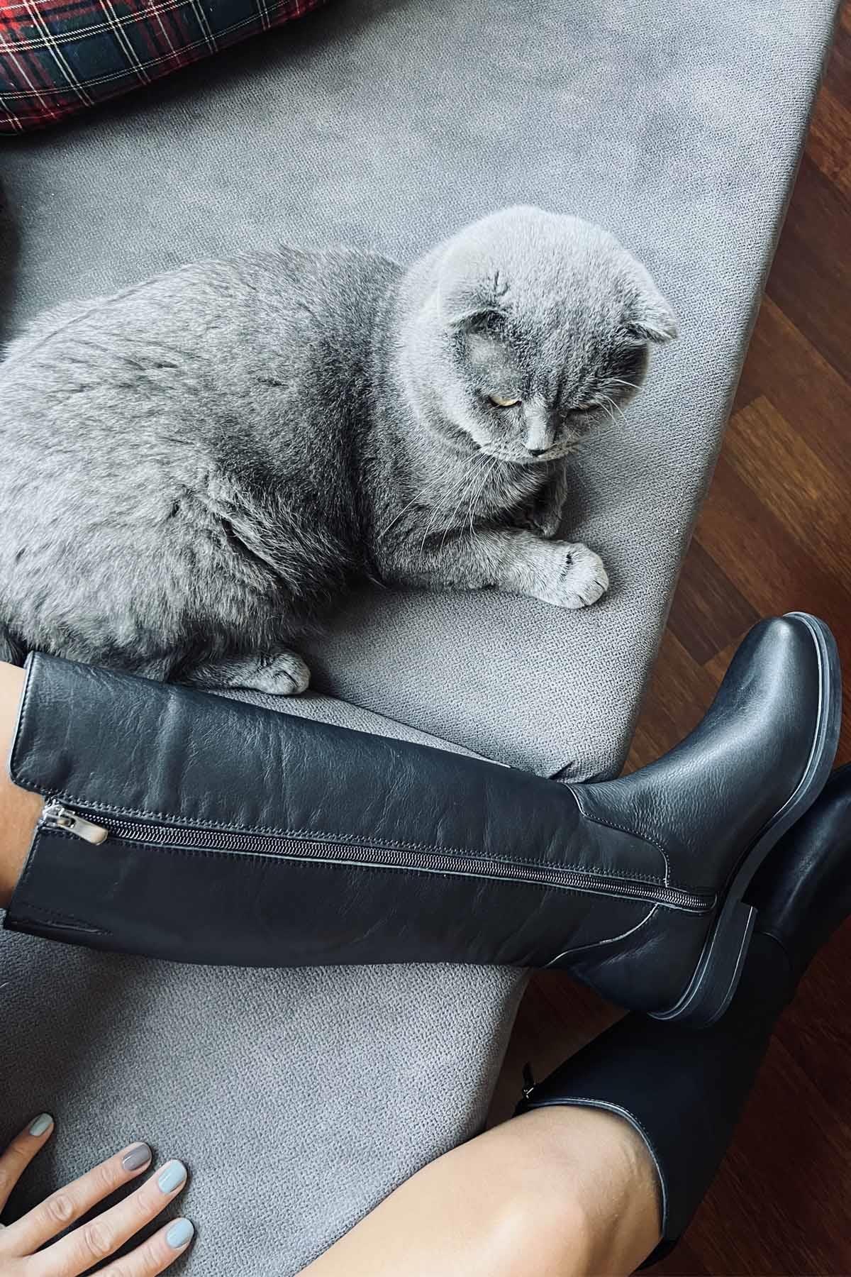 Siyah Hakiki Deri Hakiki Deri Kadın Çizme K03586002103
