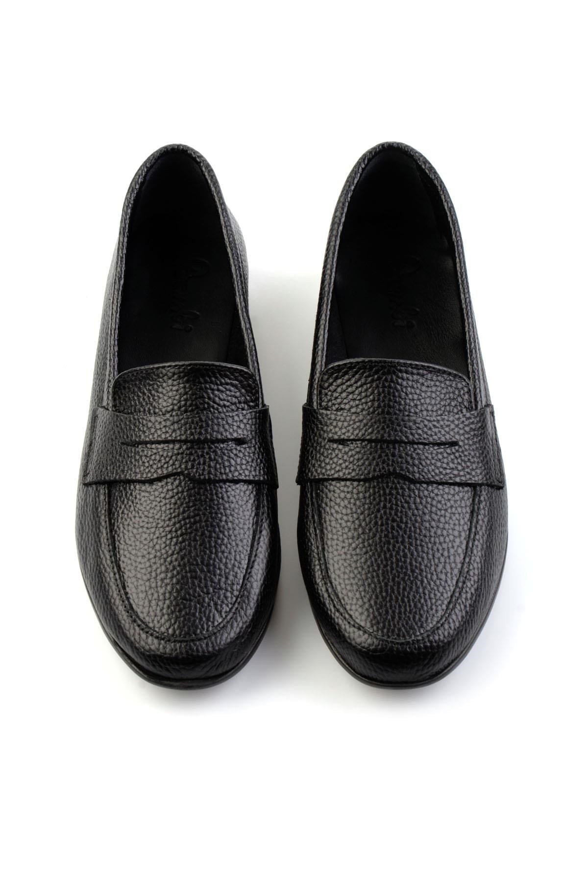 Siyah Hakiki Deri Kadın Loafer Ayakkabı K01718110303