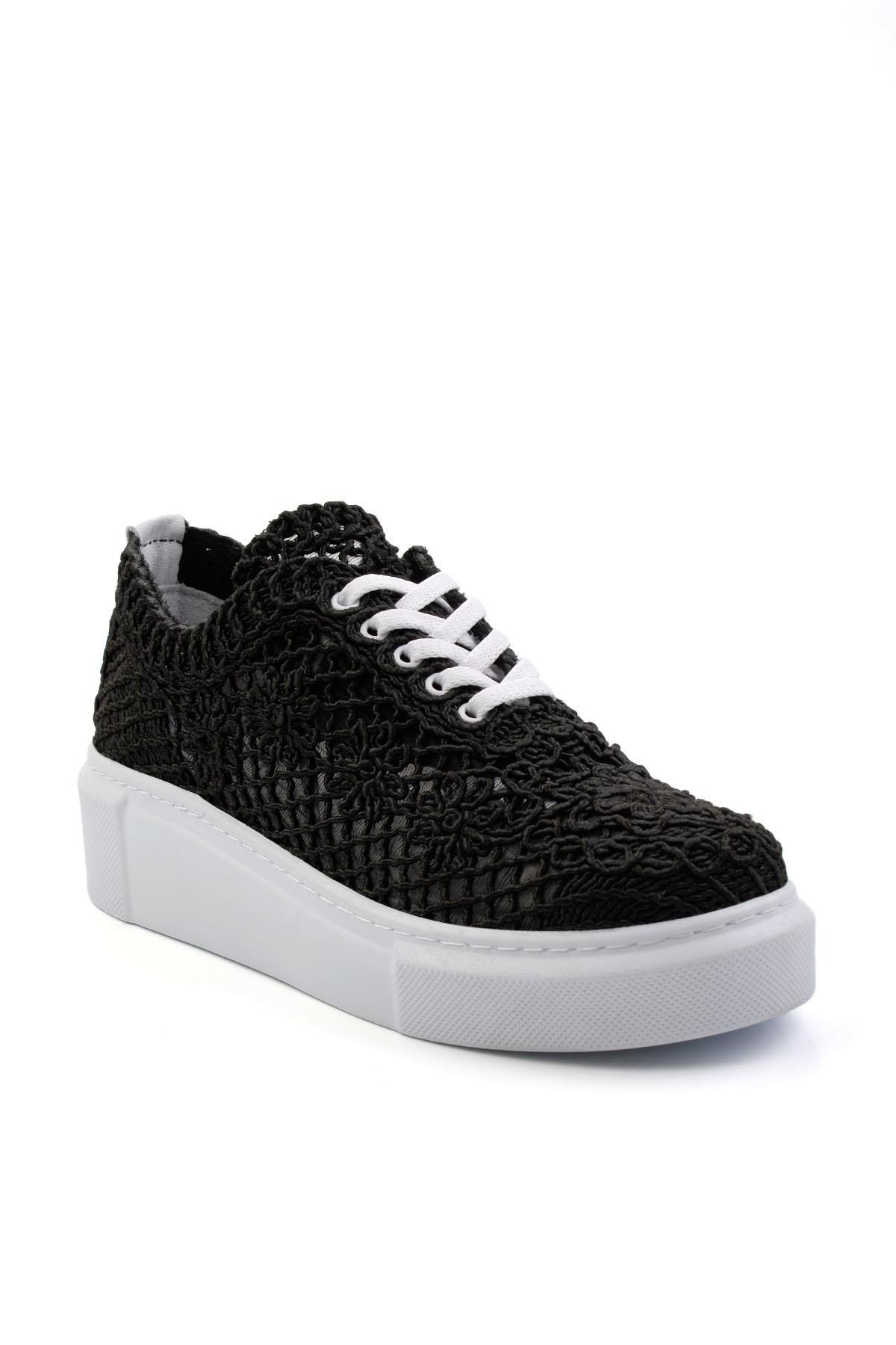 Siyah Hakiki Deri Kadın Sneaker K01303018716