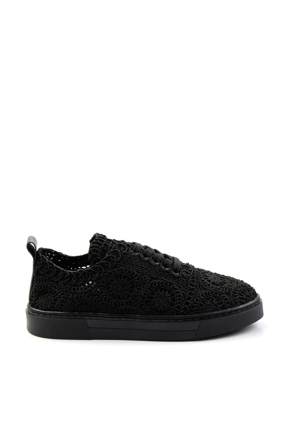 Siyah Hakiki Deri Kadın Sneaker K01331999916