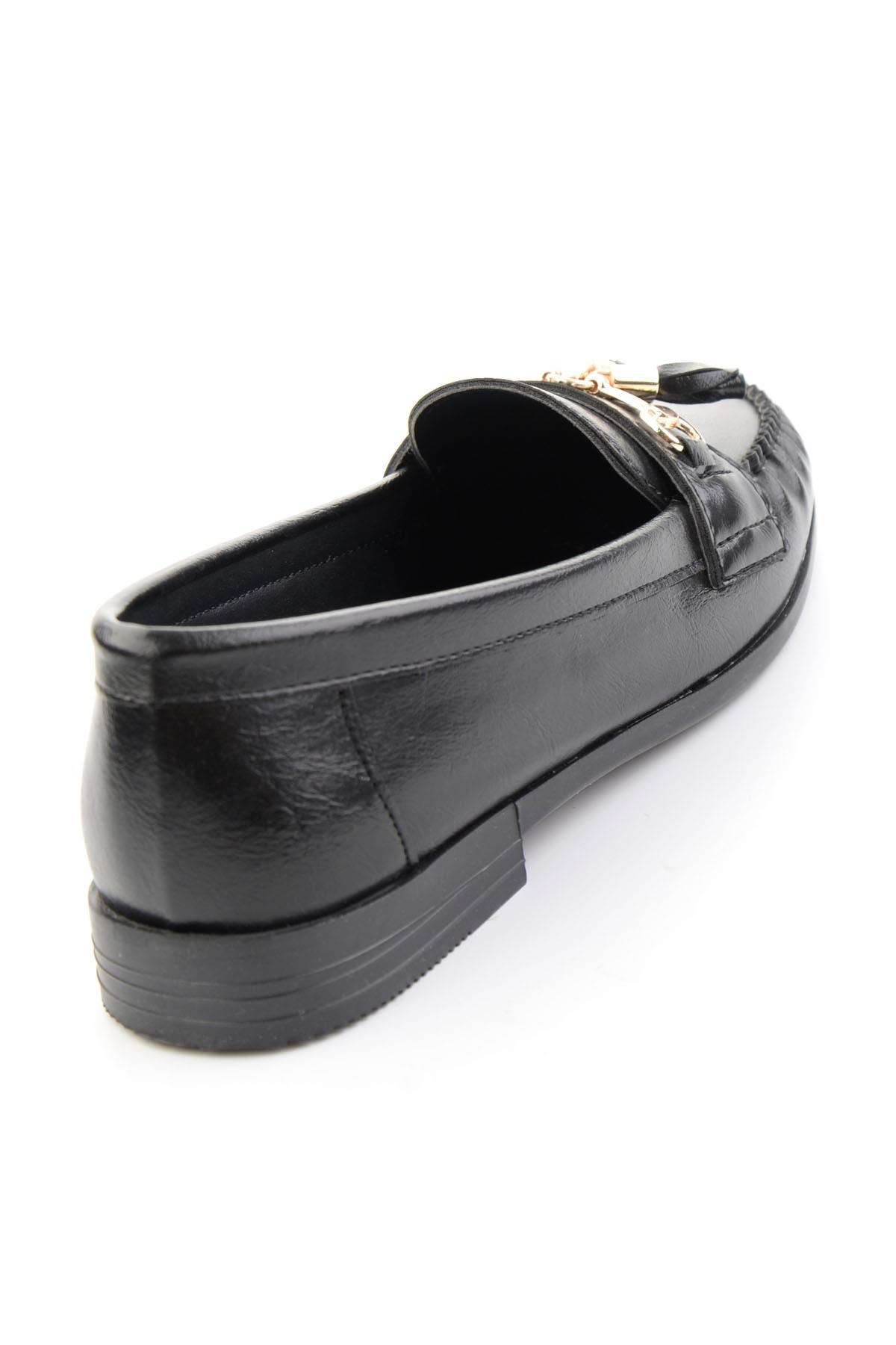 Siyah  Kadın Loafer Ayakkabı K01140006242