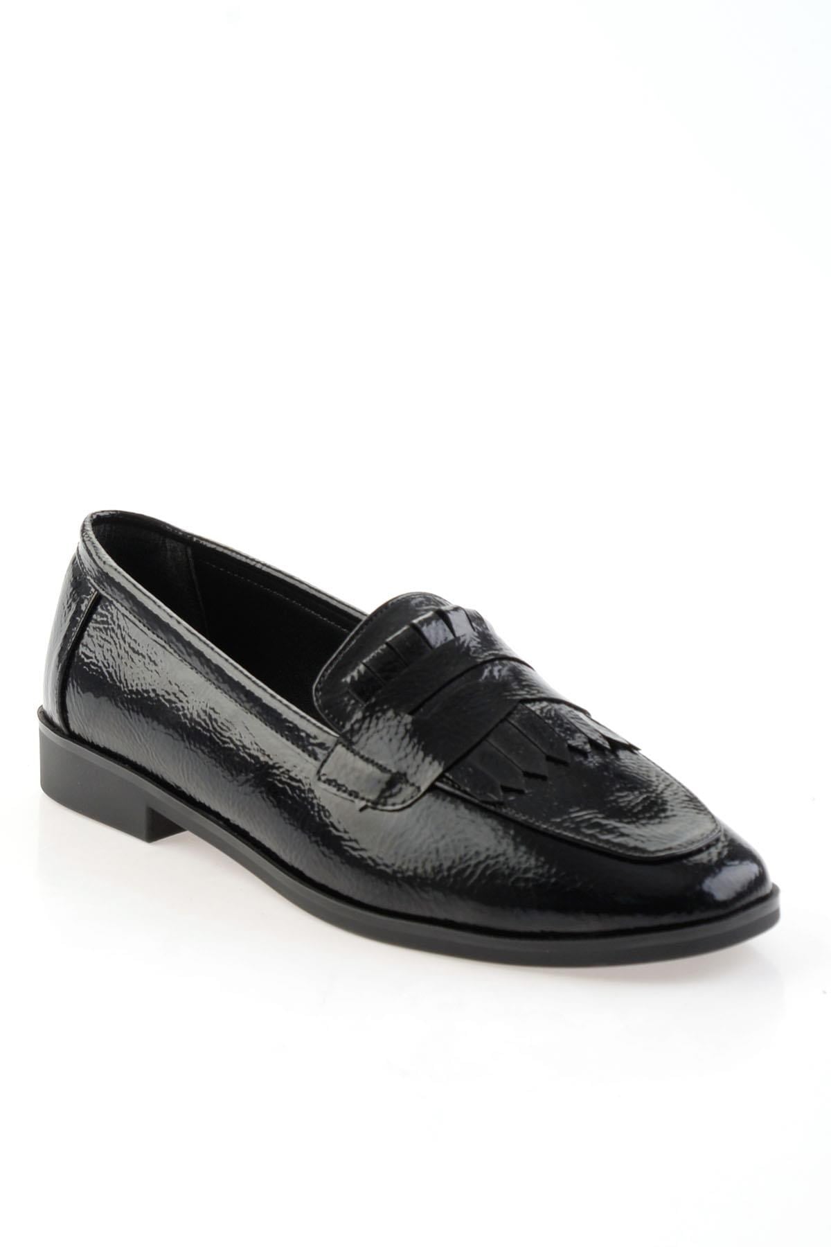Siyah  Kadın Loafer Ayakkabı K01212011012