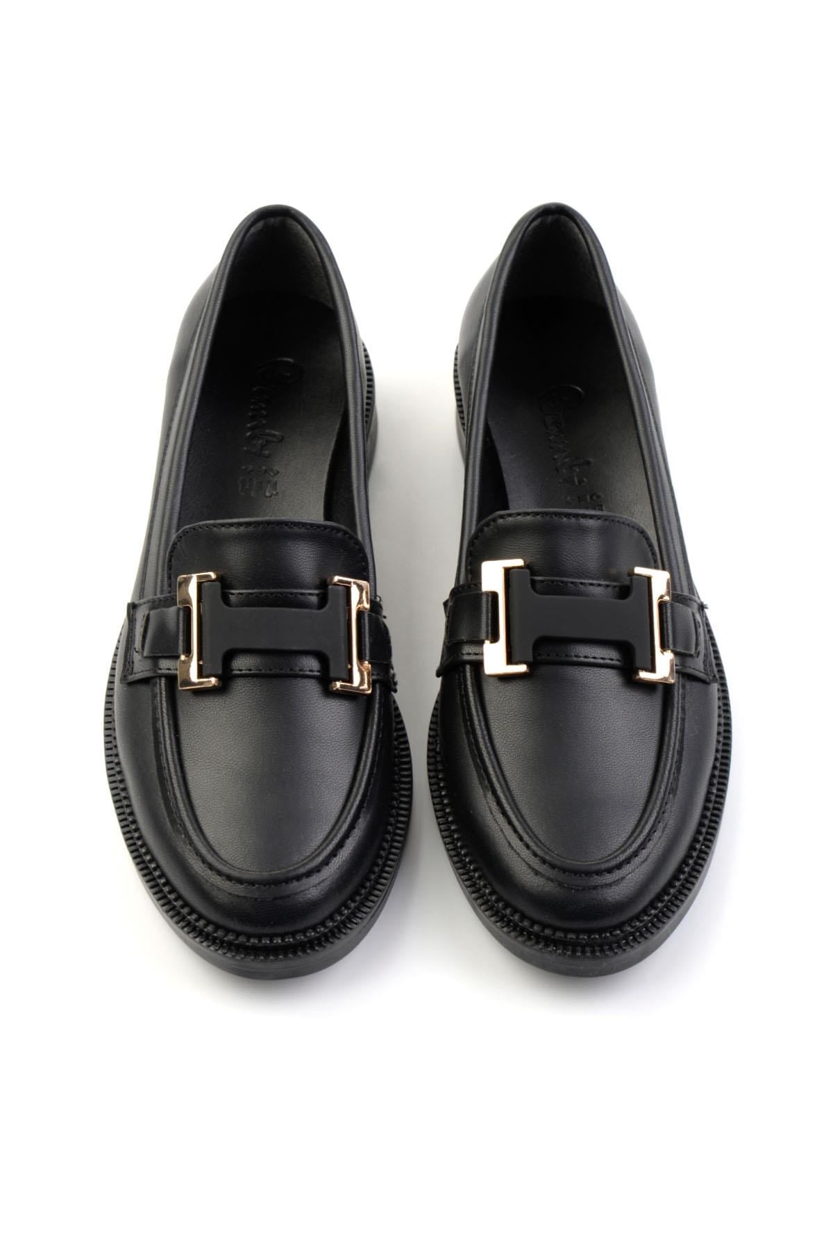 Siyah  Kadın Loafer Ayakkabı K01216100009