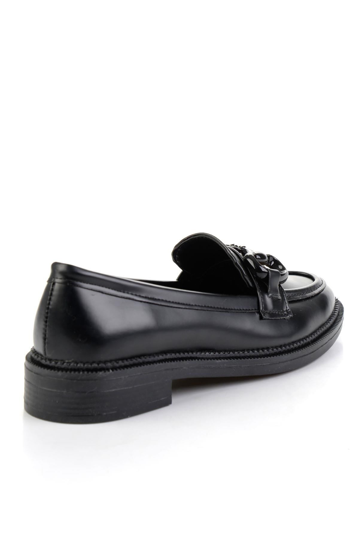Siyah  Kadın Loafer Ayakkabı K01216401309