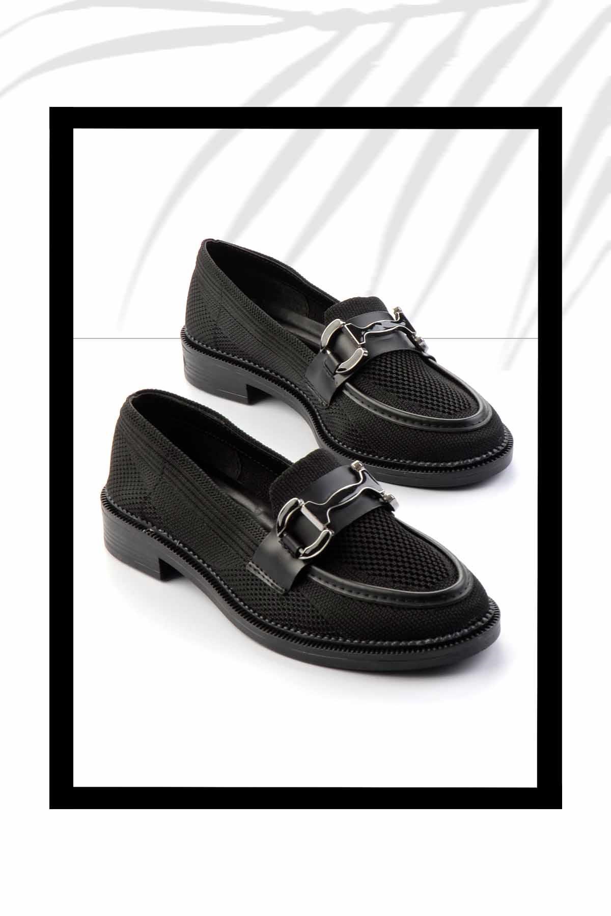 Siyah  Kadın Loafer Ayakkabı K01362245682