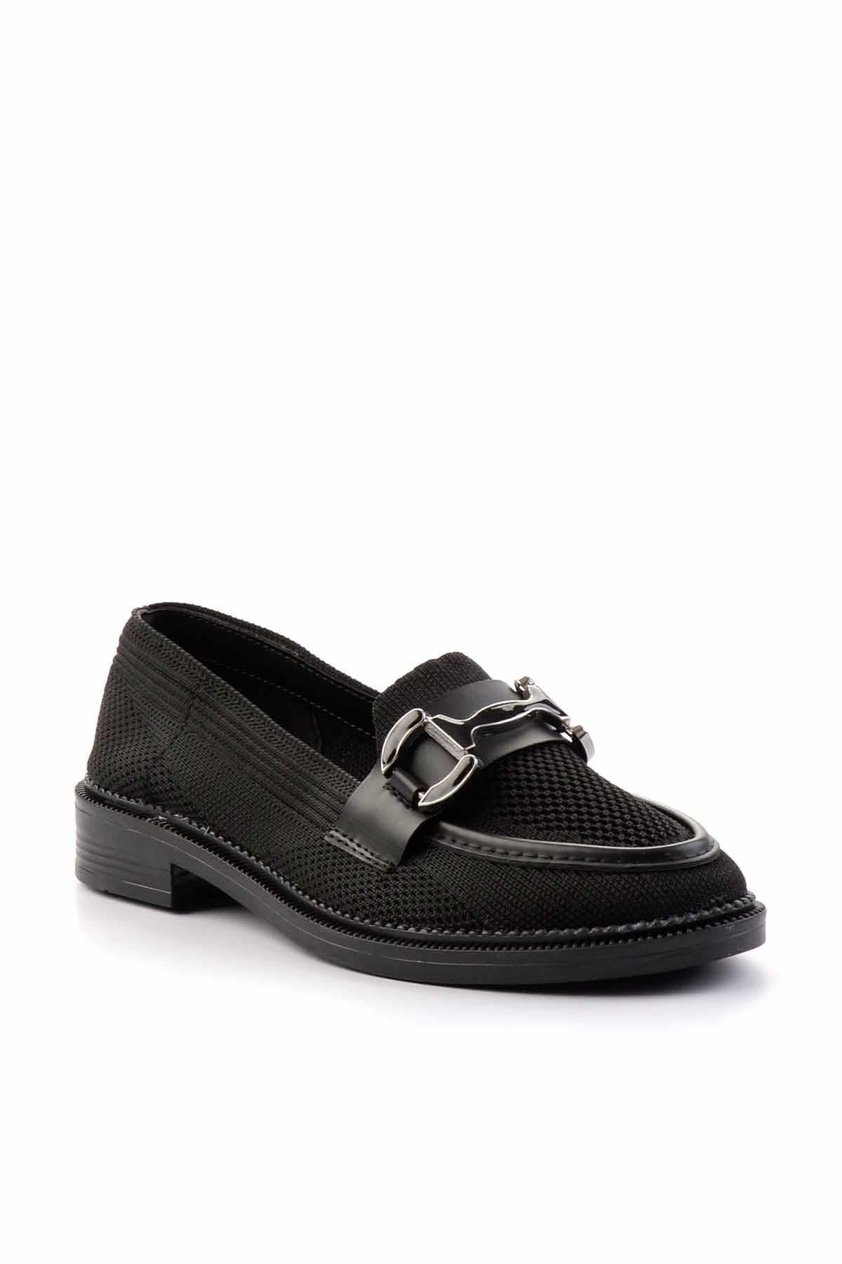 Siyah  Kadın Loafer Ayakkabı K01362245682