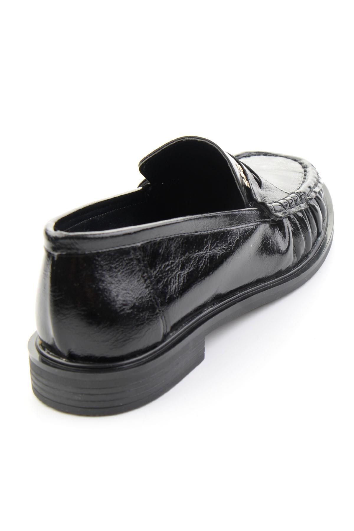 Siyah  Kadın Loafer Ayakkabı K01503728342