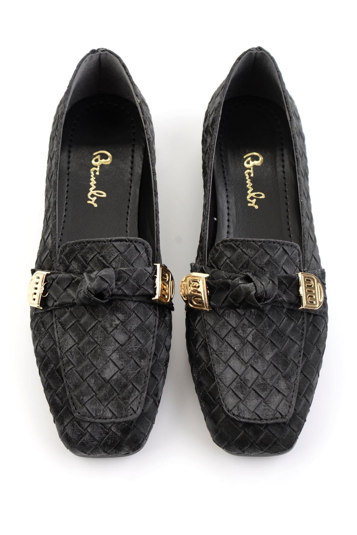 Siyah  Kadın Loafer Ayakkabı K01641022471