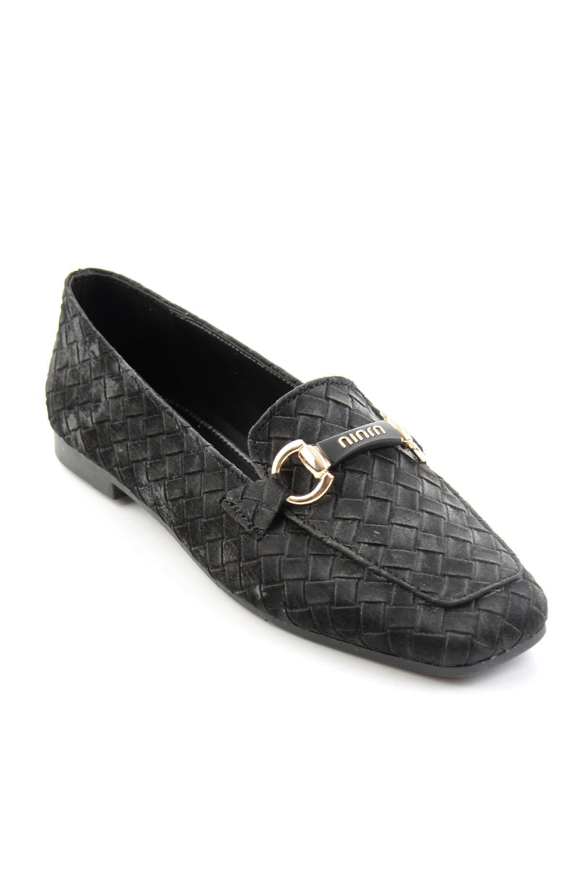 Siyah  Kadın Loafer Ayakkabı K01641023071