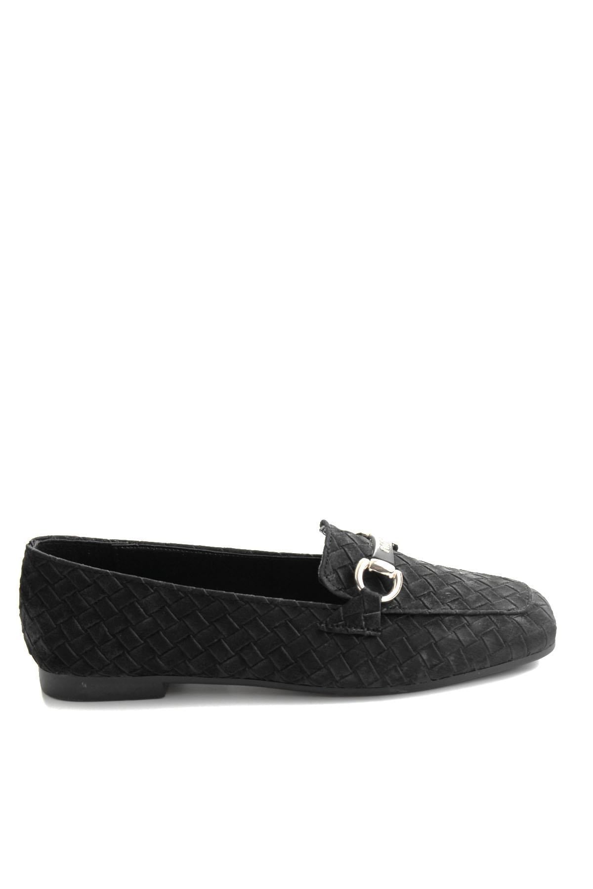 Siyah  Kadın Loafer Ayakkabı K01641023071