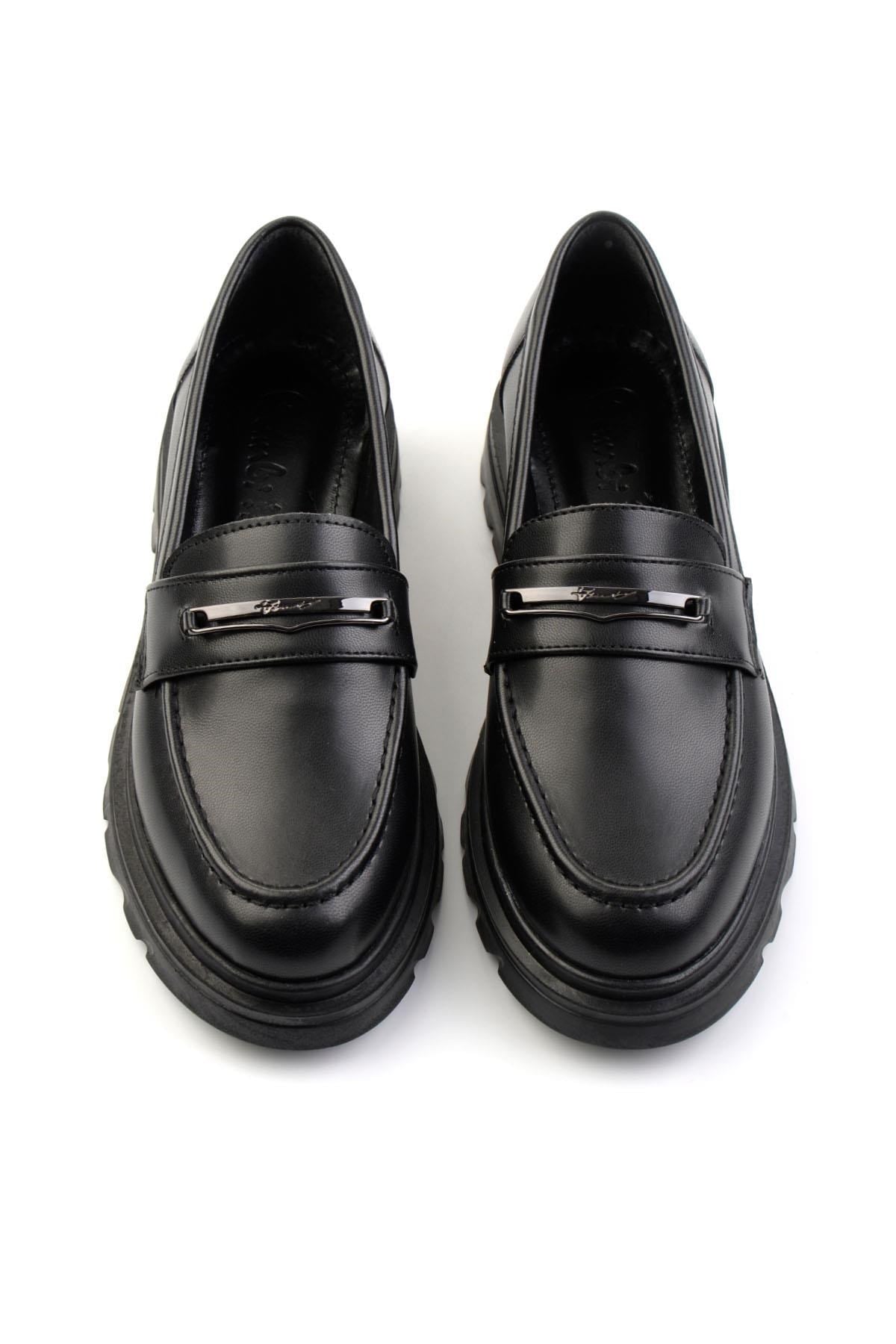 Siyah  Kadın Loafer Ayakkabı K01997010709