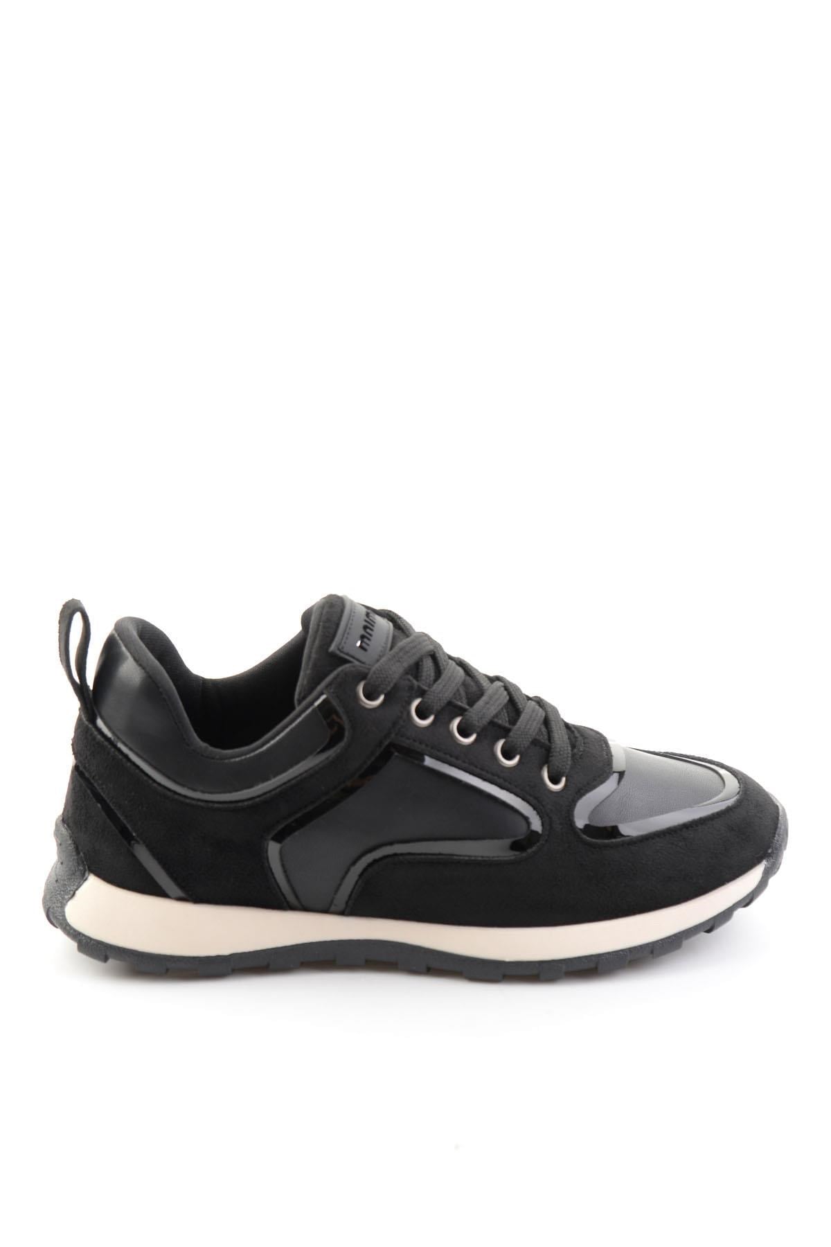 Siyah Süet  Kadın Sneaker K01313004372