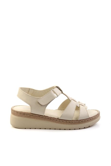 Bej Hakiki Deri Kadın Sandalet K05087400603
