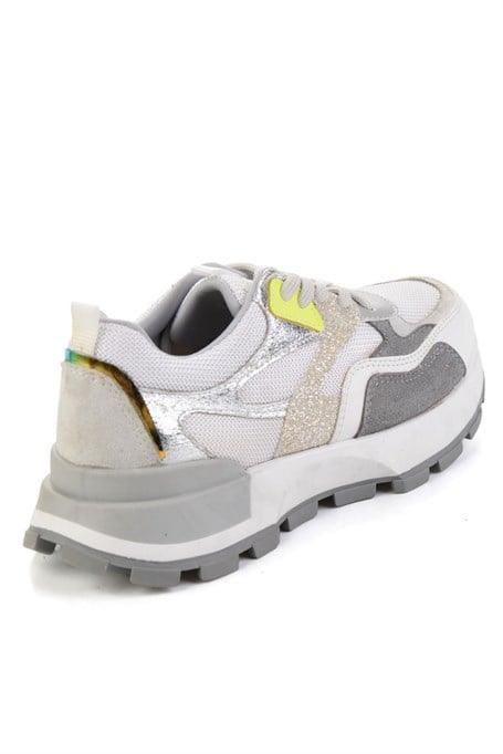 Beyaz  Kadın Sneaker K01429160009