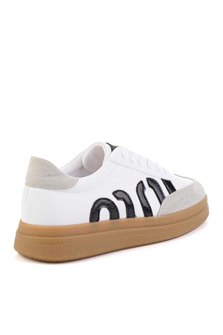 Beyaz Siyah  Kadın Sneaker K01179600009