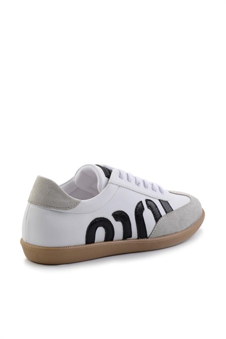 Beyaz Siyah  Kadın Sneaker K01179800009