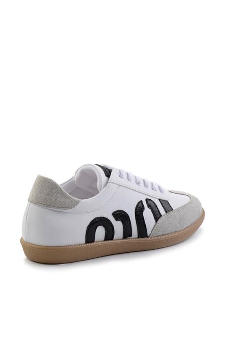 Beyaz Siyah  Kadın Sneaker K01179800009