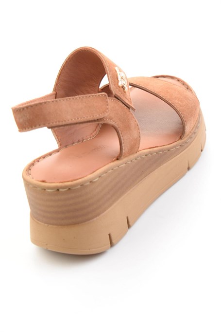 Cappuccino Hakiki Deri Kadın Sandalet K05299112702