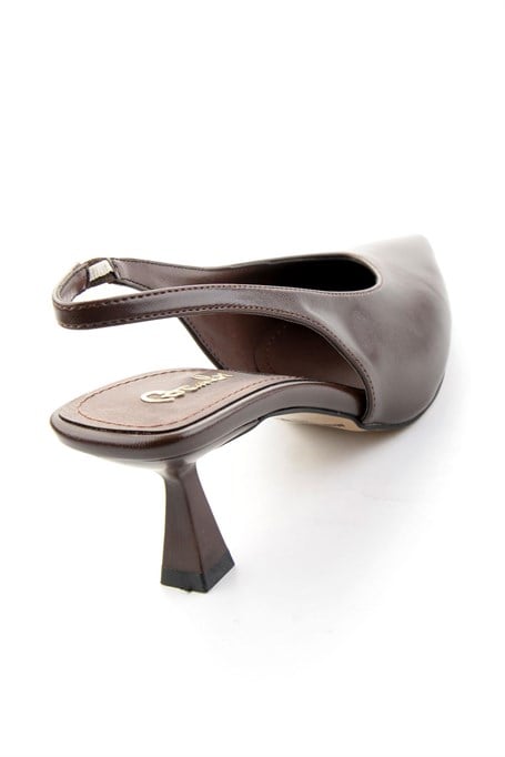 Kahve  Kadın Klasik Topuklu Ayakkabı K01231688509