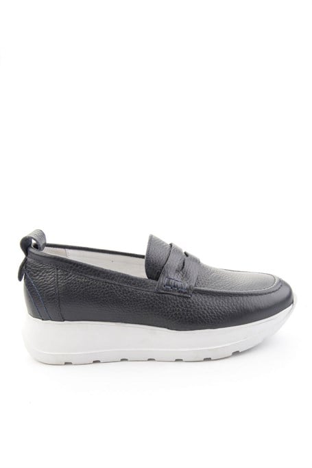 Lacivert Hakiki Deri Kadın Loafer Ayakkabı K01087246703