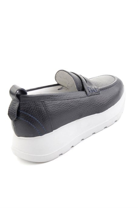 Lacivert Hakiki Deri Kadın Loafer Ayakkabı K01087246703