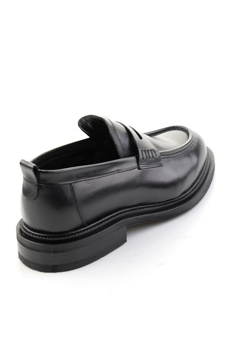 Siyah Antik Hakiki Deri Erkek Loafer Ayakkabı E01600301341