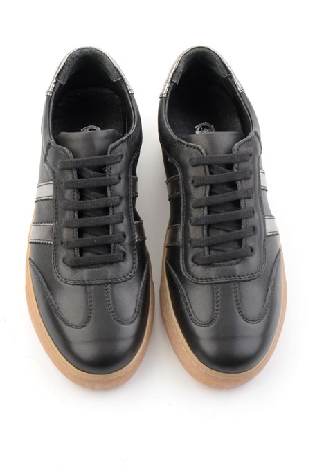 Siyah Beyaz Hakiki Deri Kadın Sneaker K01045050103