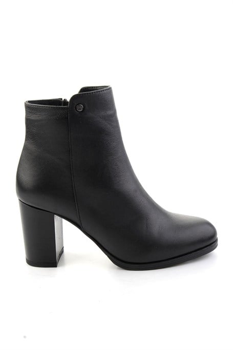 Siyah Hakiki Deri Kadın Bot & Bootie K02208210403