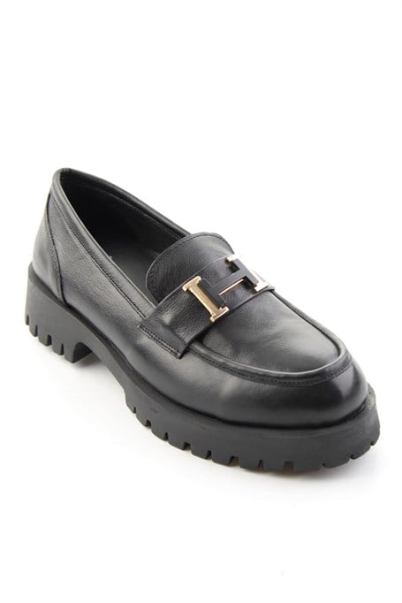 Siyah Hakiki Deri Kadın Loafer Ayakkabı K01821097103