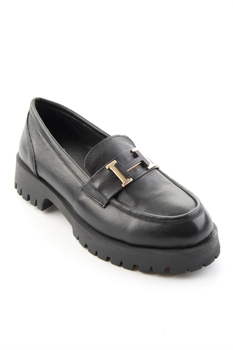 Siyah Hakiki Deri Kadın Loafer Ayakkabı K01821097103