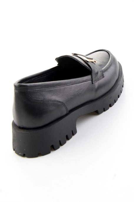 Siyah Hakiki Deri Kadın Loafer Ayakkabı K01821097103