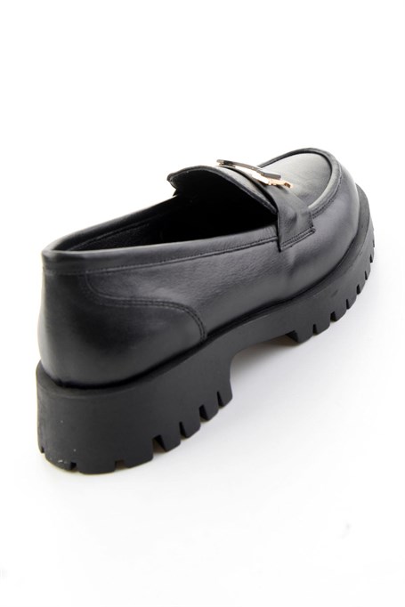 Siyah Hakiki Deri Kadın Loafer Ayakkabı K01821097103
