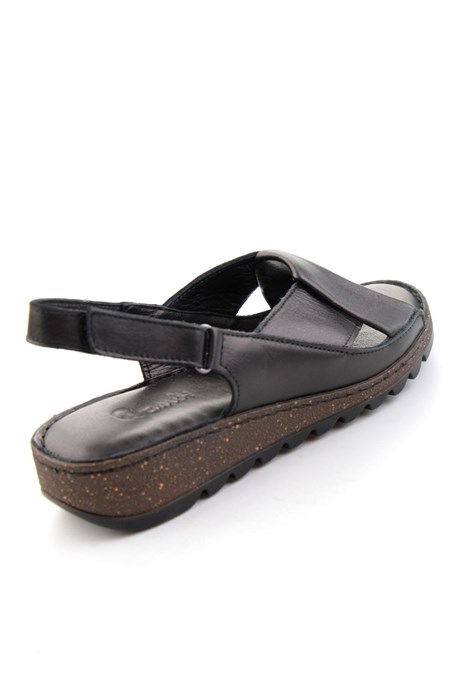 Siyah Hakiki Deri Kadın Sandalet K05907180003