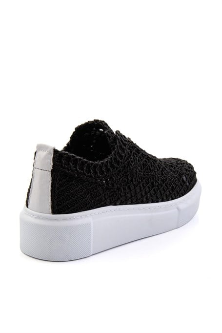 Siyah Hakiki Deri Kadın Sneaker K01303018716
