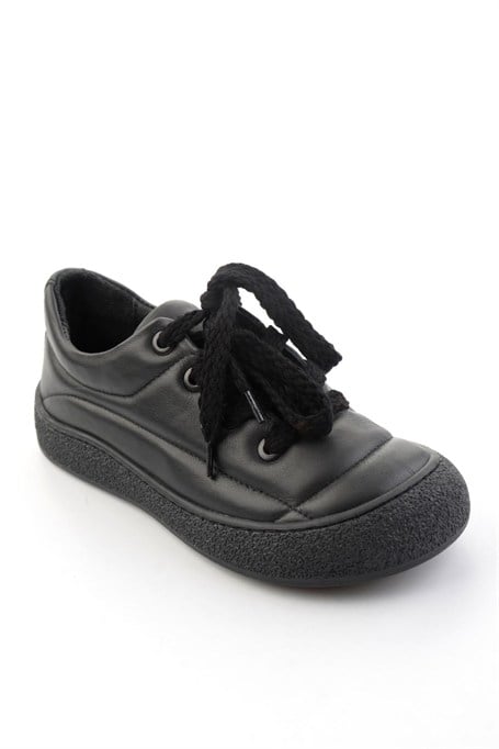 Siyah Hakiki Deri Kadın Sneaker K01331780903