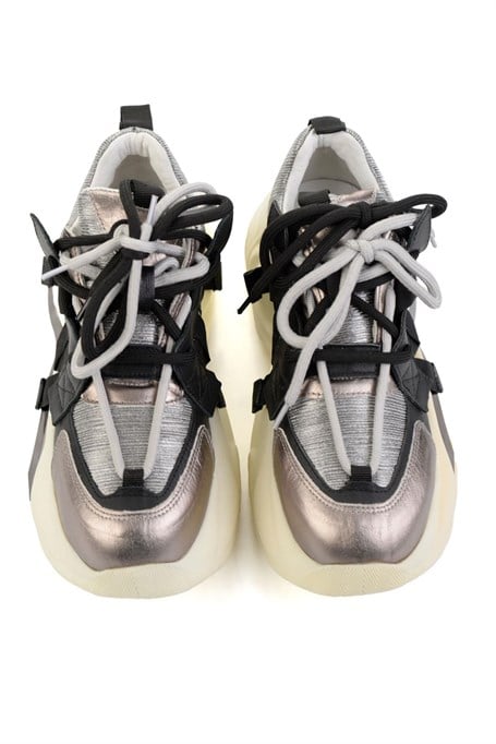 Siyah Hakiki Deri Kadın Sneaker K01480005303