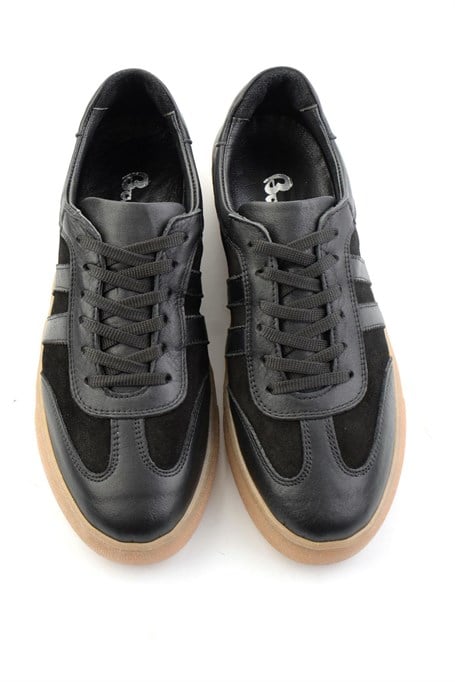 Siyah Hakiki Deri Kadın Sneaker K01649200303